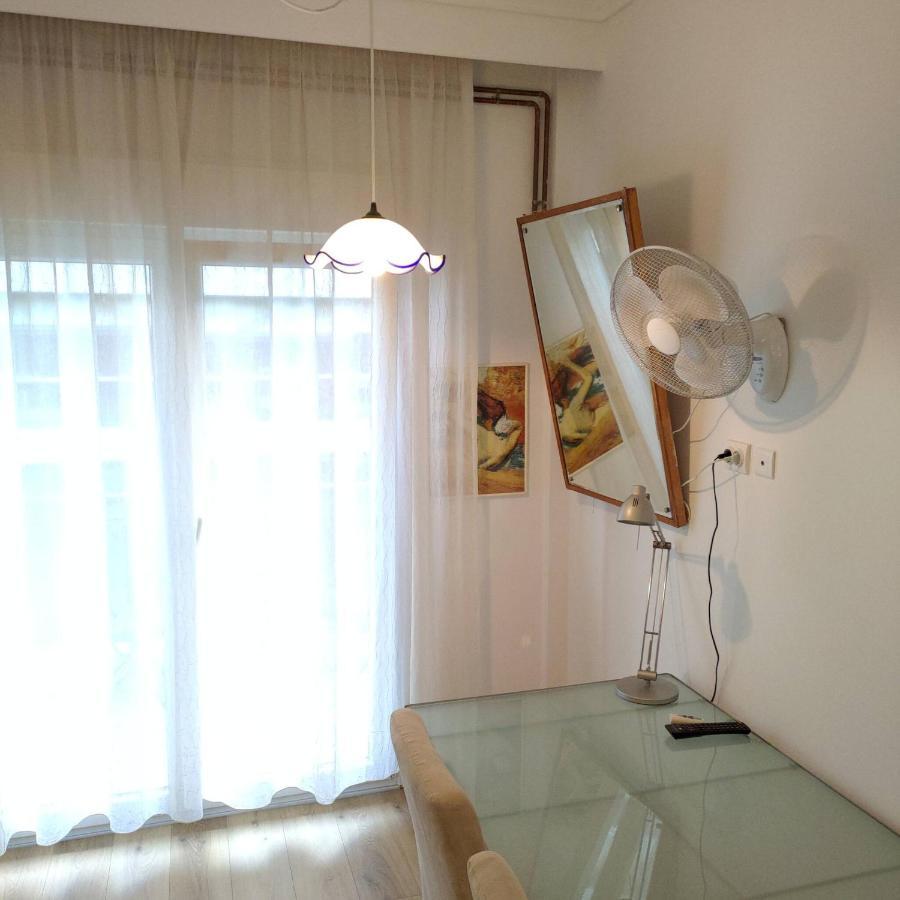Promenade Apartment With Sea View Thessaloniki Exterior photo